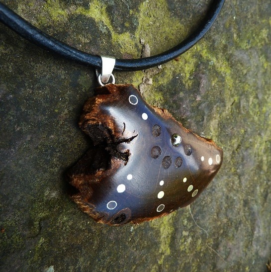 NECKLACE NH-137 ...OAK animal...