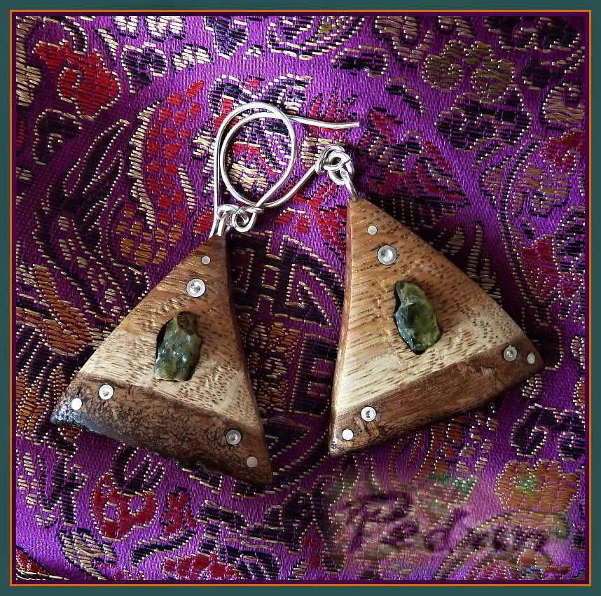 N�U�NICE NA-063 - �erveno-dubov� ... Oliv�nky