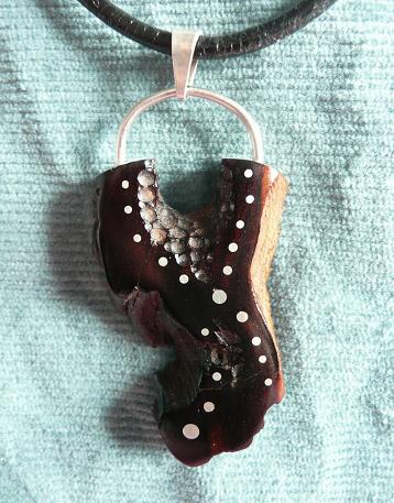 NECKLACE NH-O34 EXOT. ROOT
