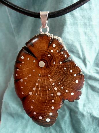 NECKLACE NH-021 - OAK -09