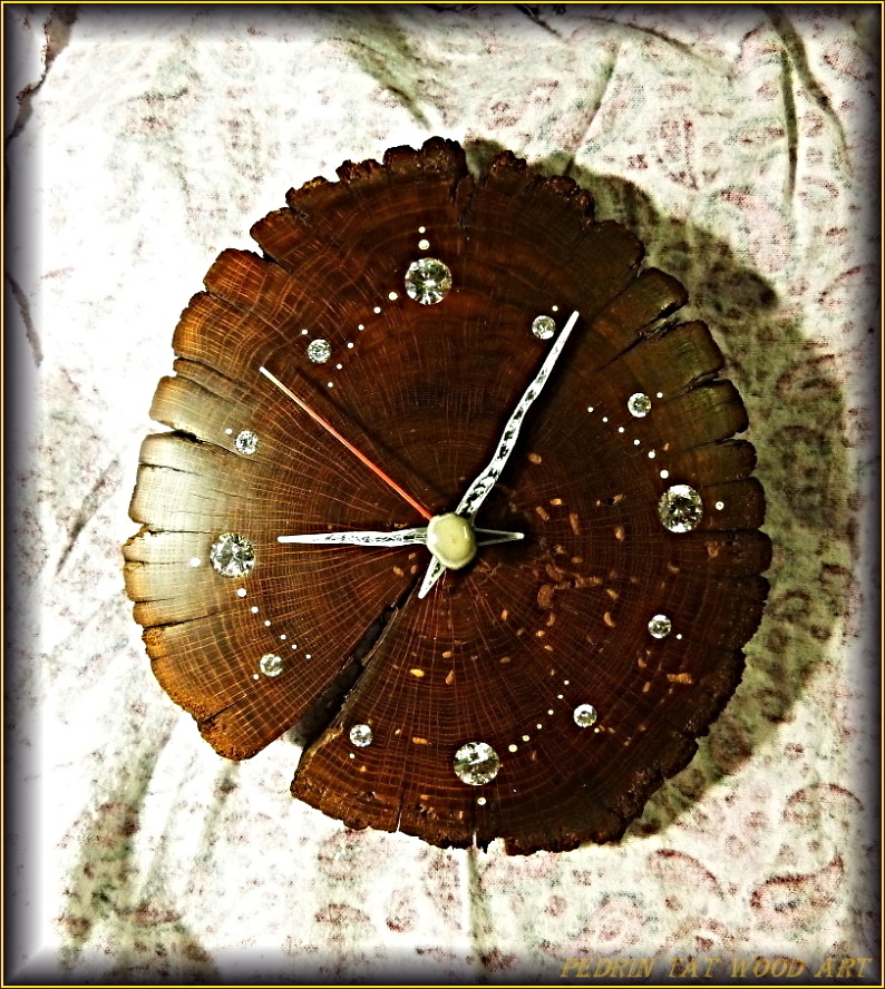 HODINY H-04 ...hodiny Pra�sk� DUBOV� z lesa